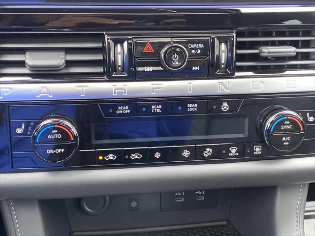 2026 Nissan Pathfinder SL