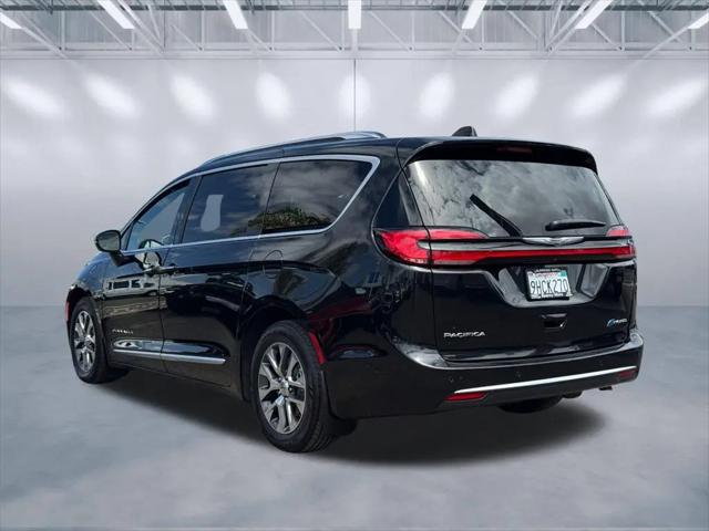 2022 Chrysler Pacifica Hybrid Pinnacle