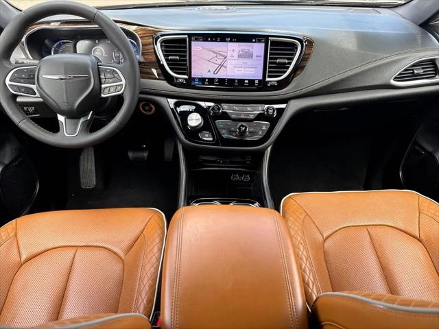 2022 Chrysler Pacifica Hybrid Pinnacle