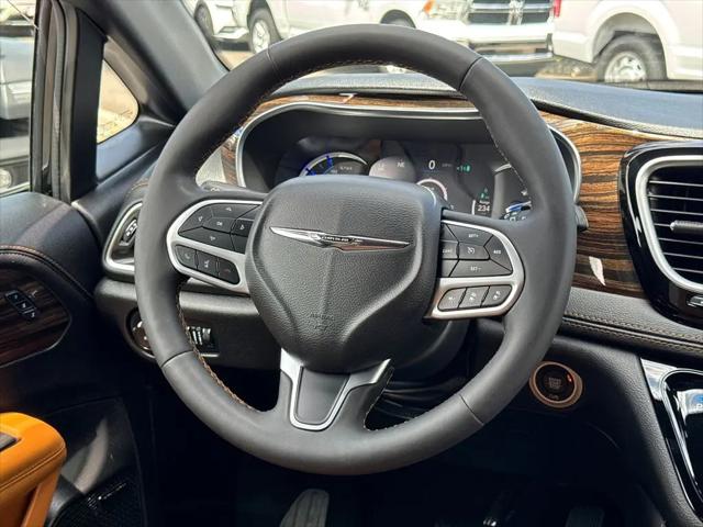 2022 Chrysler Pacifica Hybrid Pinnacle