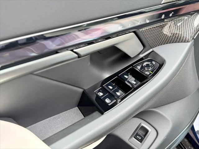2027 BMW 5 Series 550e xDrive