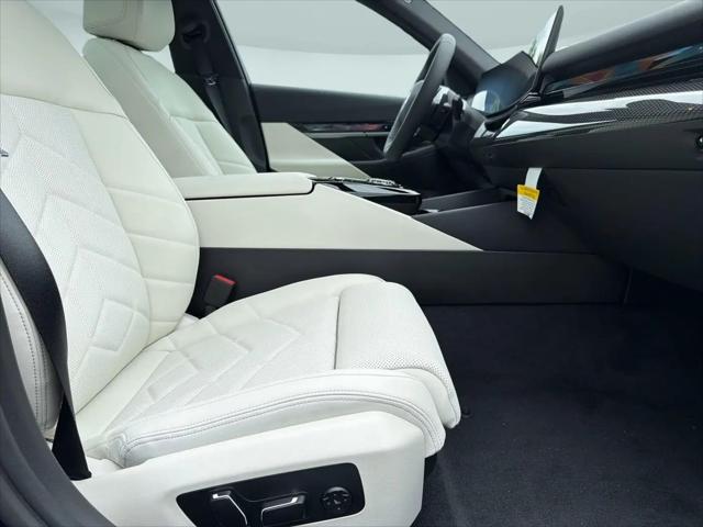 2027 BMW 5 Series 550e xDrive