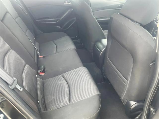 2015 Mazda Mazda3 i Touring