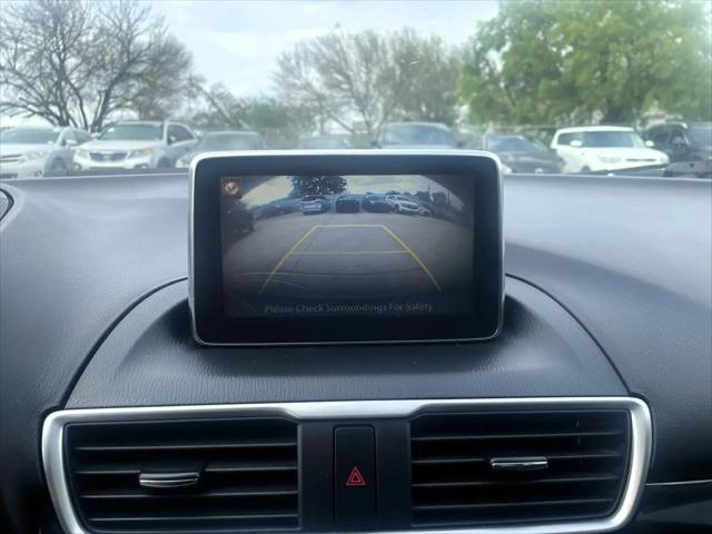 2015 Mazda Mazda3 i Touring