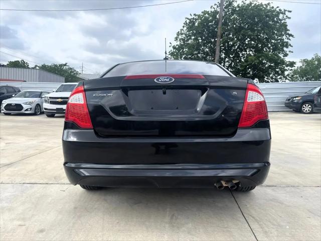 2011 Ford Fusion S