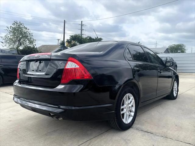 2011 Ford Fusion S