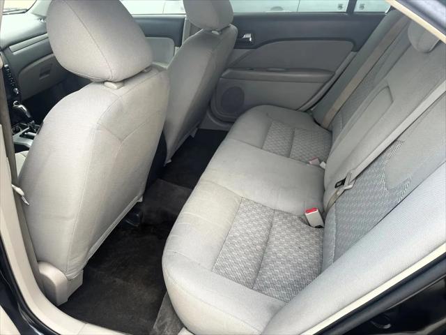 2011 Ford Fusion S