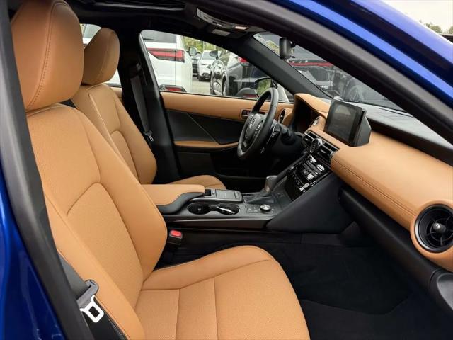 2025 Lexus IS 350 F SPORT Design