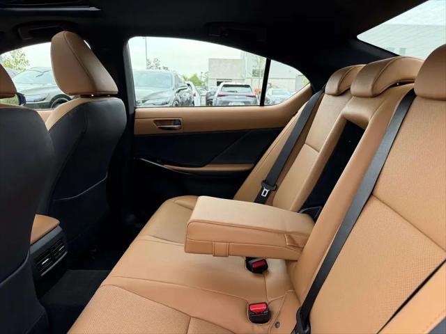 2025 Lexus IS 350 F SPORT Design