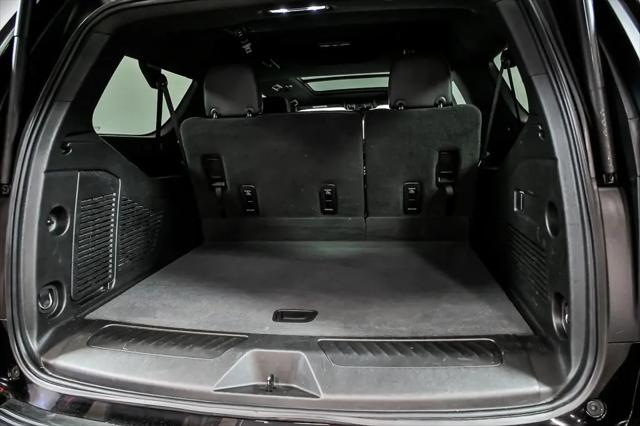 2023 GMC Yukon XL 4WD SLT