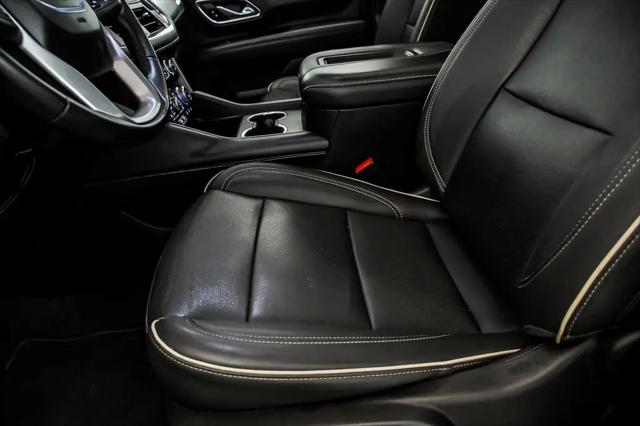 2023 GMC Yukon XL 4WD SLT