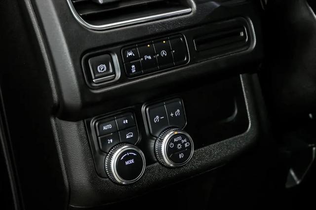 2023 GMC Yukon XL 4WD SLT