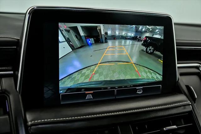 2023 GMC Yukon XL 4WD SLT