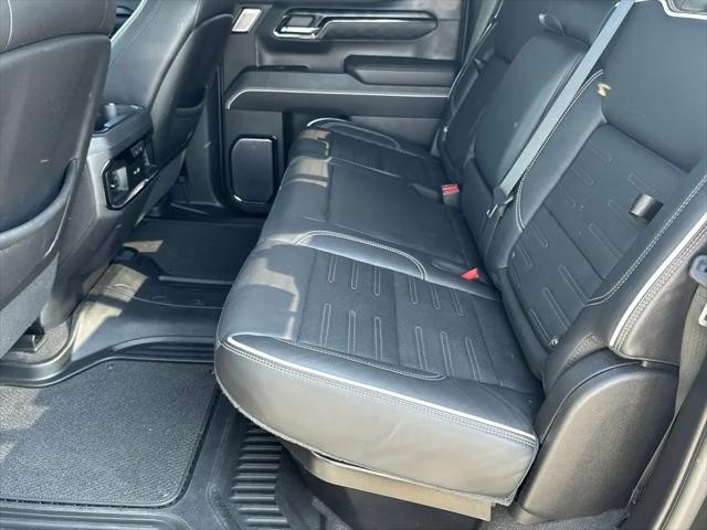 2022 GMC Sierra 1500 4WD Crew Cab Short Box AT4X