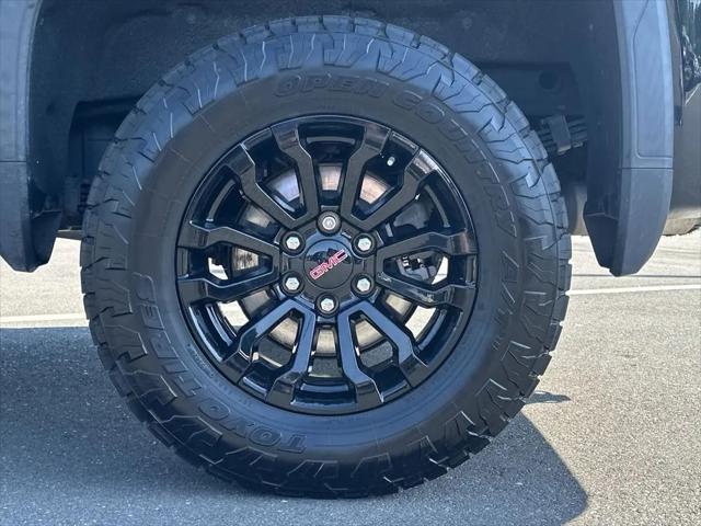 2022 GMC Sierra 1500 4WD Crew Cab Short Box AT4X