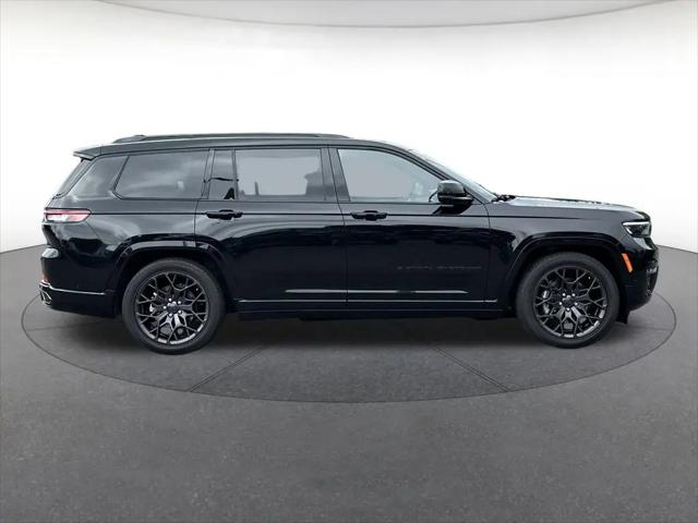 2025 Jeep Grand Cherokee L Summit Reserve 4x4