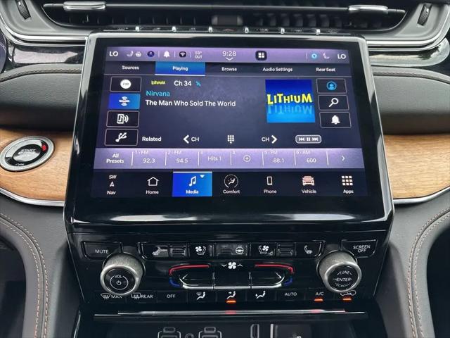 2025 Jeep Grand Cherokee L Summit Reserve 4x4