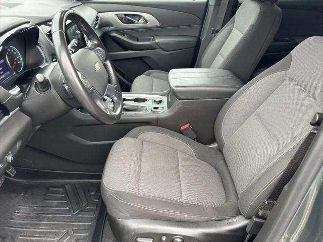 2022 Chevrolet Traverse FWD LT Cloth