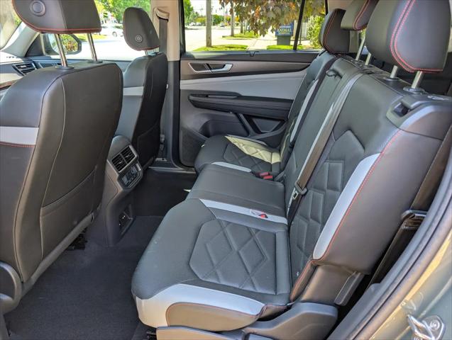 2026 Volkswagen Atlas Peak Edition