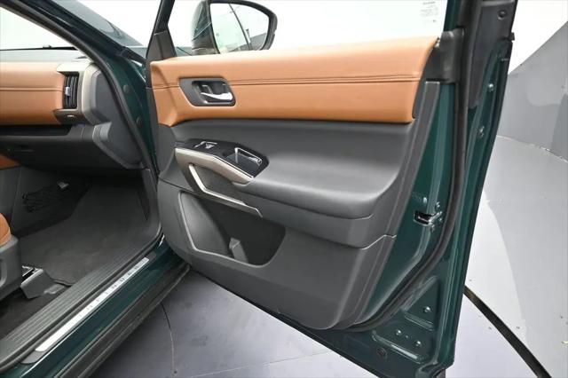 2025 Nissan Pathfinder Platinum 4WD