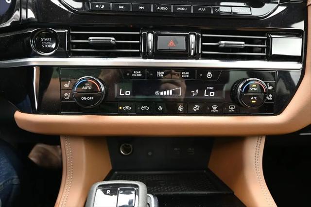 2025 Nissan Pathfinder Platinum 4WD