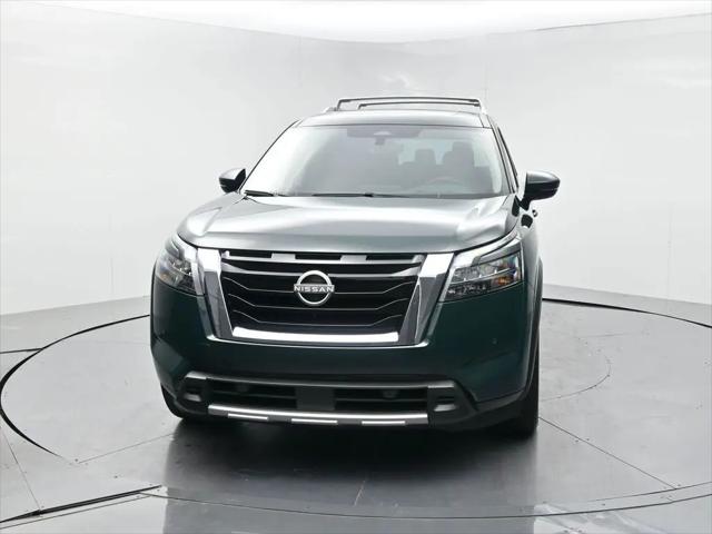 2025 Nissan Pathfinder Platinum 4WD