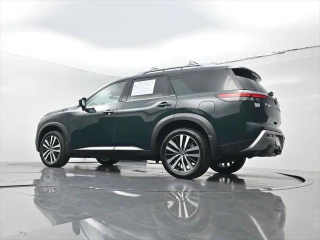2025 Nissan Pathfinder Platinum 4WD