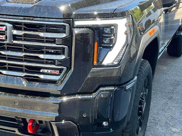 2026 GMC Sierra 2500HD Crew Cab, Standard Bed, AT4, 4WD