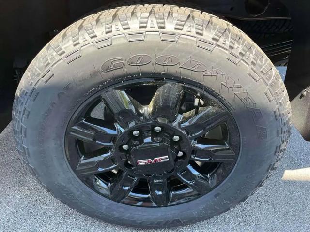 2026 GMC Sierra 2500HD Crew Cab, Standard Bed, AT4, 4WD