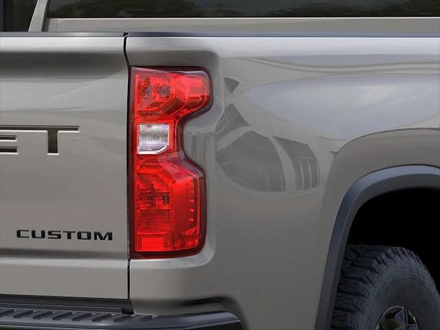2026 Chevrolet Silverado 2500HD Crew Cab, Long Bed, Custom, 4WD