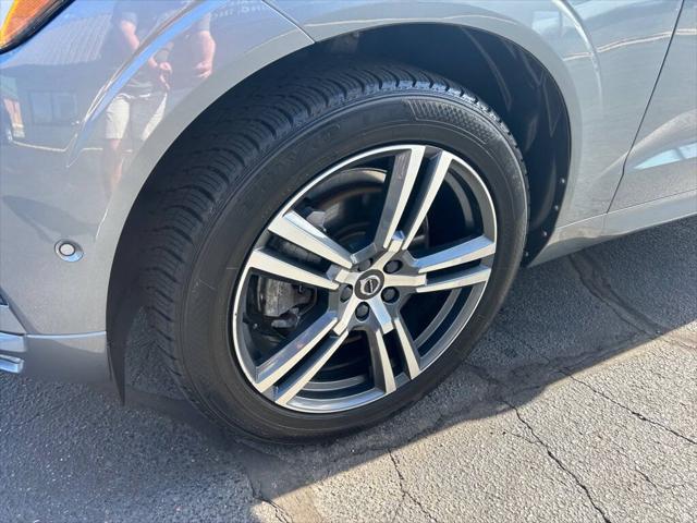 2018 Volvo XC60 T6 Momentum