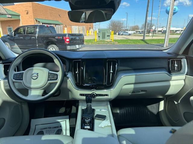 2018 Volvo XC60 T6 Momentum