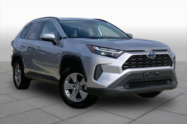 2022 Toyota RAV4 Hybrid XLE