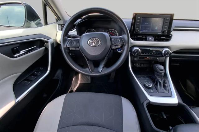 2022 Toyota RAV4 Hybrid XLE