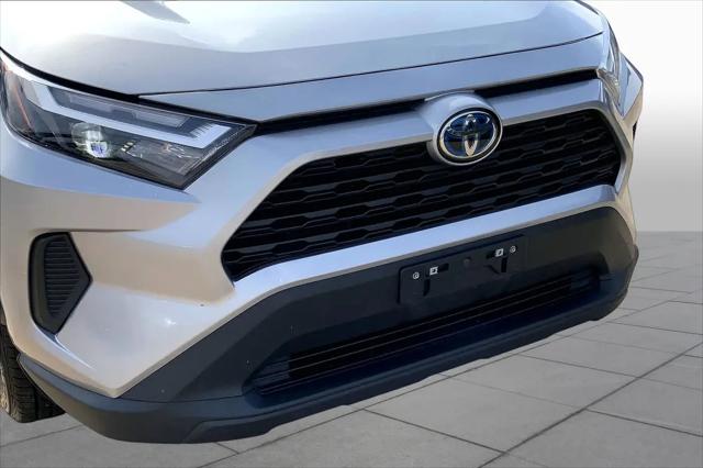2022 Toyota RAV4 Hybrid XLE