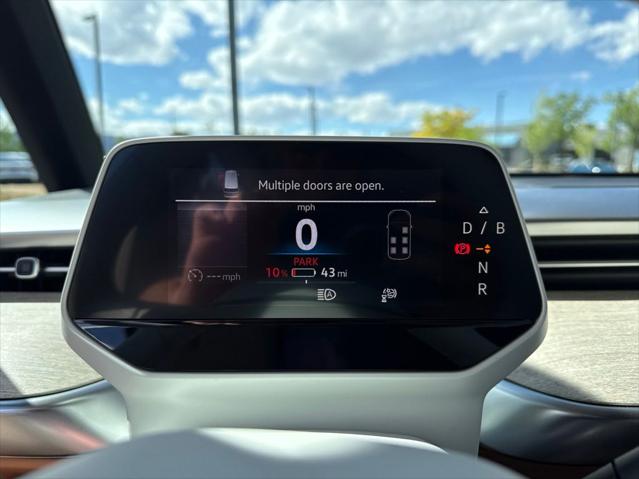 2025 Volkswagen ID. Buzz 1st Edition with 4MOTION