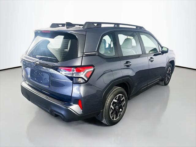 2025 Subaru Forester Base