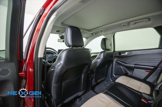2021 Ford Escape Titanium