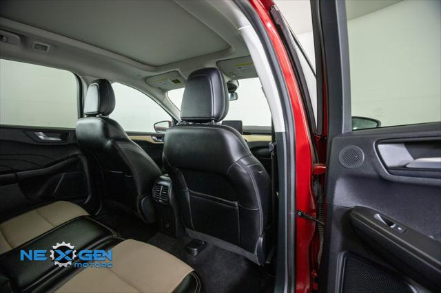 2021 Ford Escape Titanium