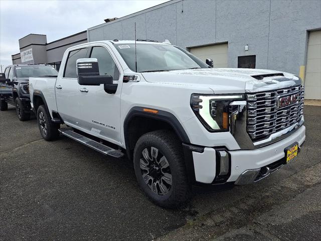 2026 GMC Sierra 2500HD Crew Cab, Standard Bed, Denali, 4WD
