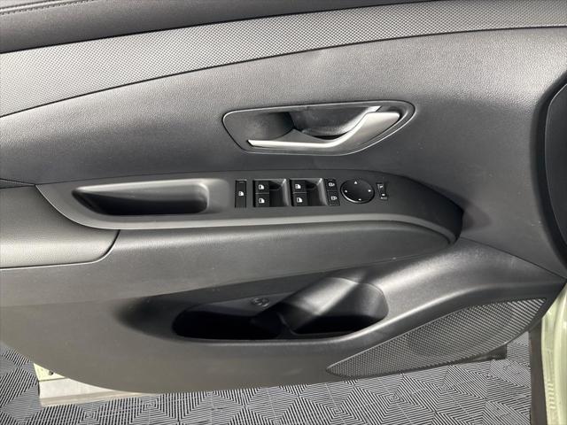 2026 Hyundai Santa Cruz SE