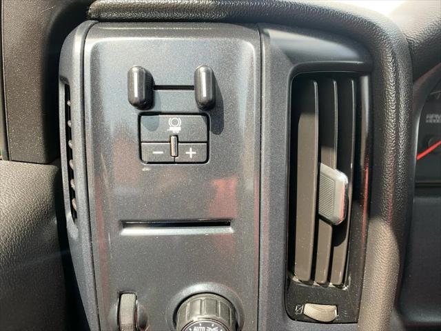 2019 Chevrolet Silverado 6500HD 1WT