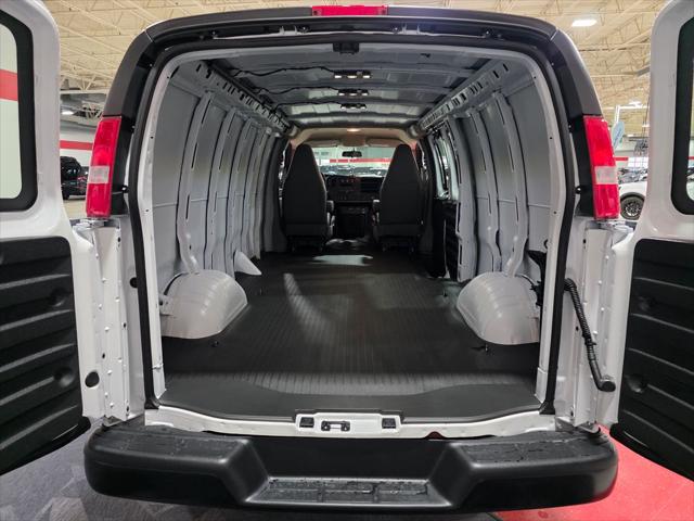 2026 GMC Savana Cargo 3500 Extended Wheelbase, Work Van, RWD