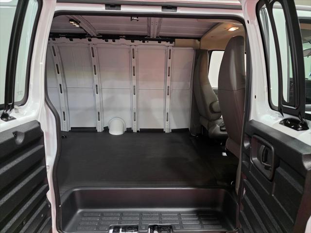 2026 GMC Savana Cargo 3500 Extended Wheelbase, Work Van, RWD