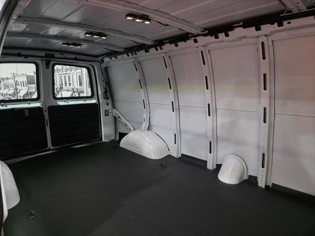 2026 GMC Savana Cargo 3500 Extended Wheelbase, Work Van, RWD