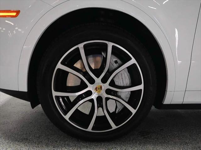 2023 Porsche Cayenne Turbo