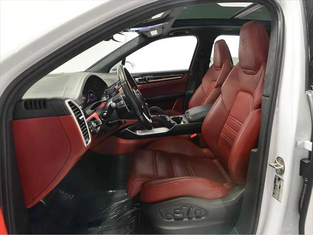 2023 Porsche Cayenne Turbo