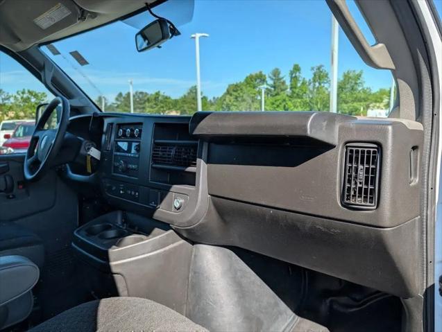 2024 GMC Savana Cargo RWD 2500 Regular Wheelbase Work Van