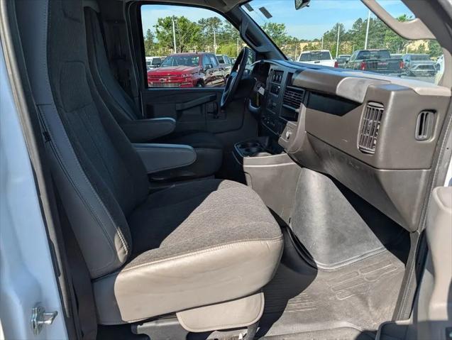 2024 GMC Savana Cargo RWD 2500 Regular Wheelbase Work Van