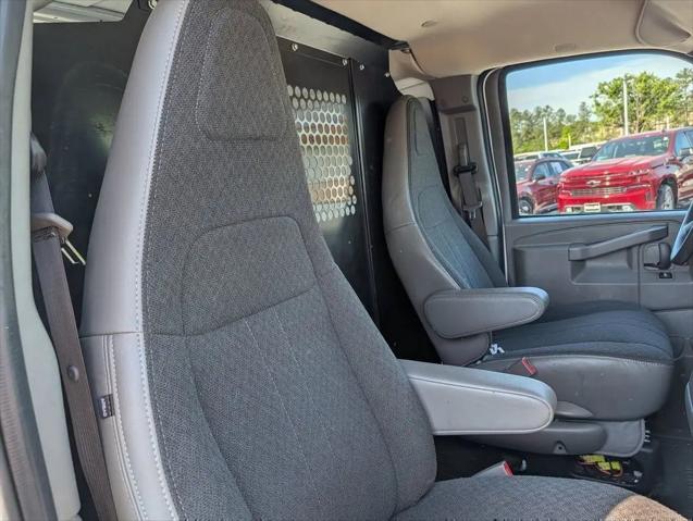 2024 GMC Savana Cargo RWD 2500 Regular Wheelbase Work Van